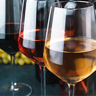 Comment la couleur du vin participe-t-elle à son goût ?